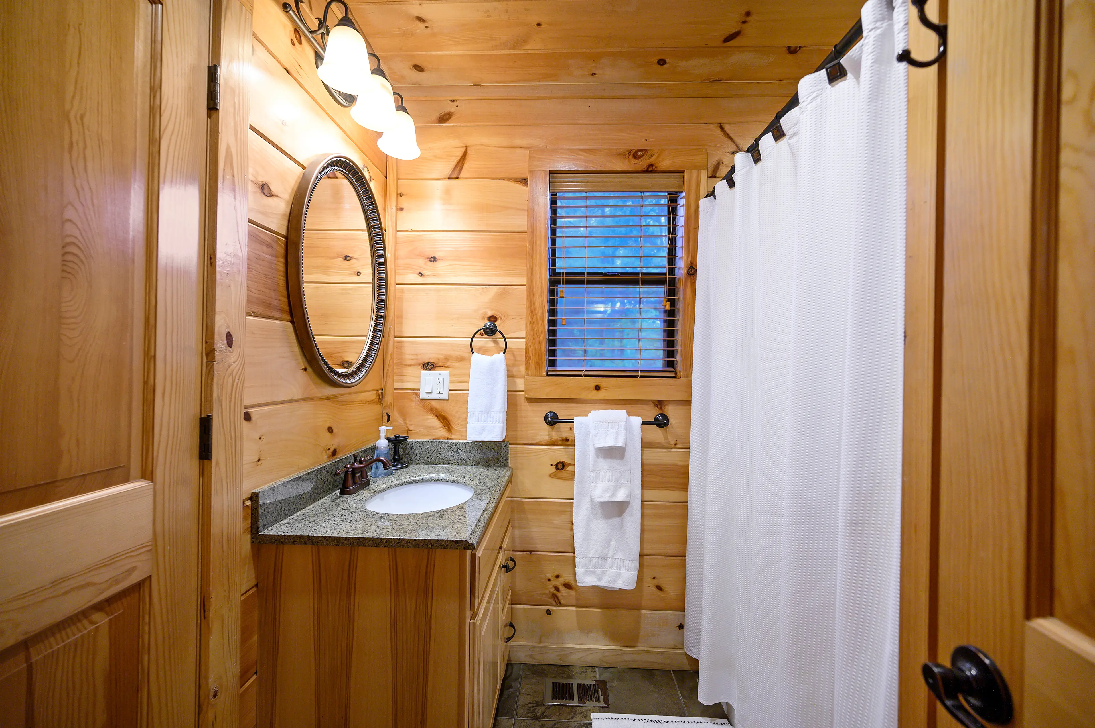 Upstairs bath with shower