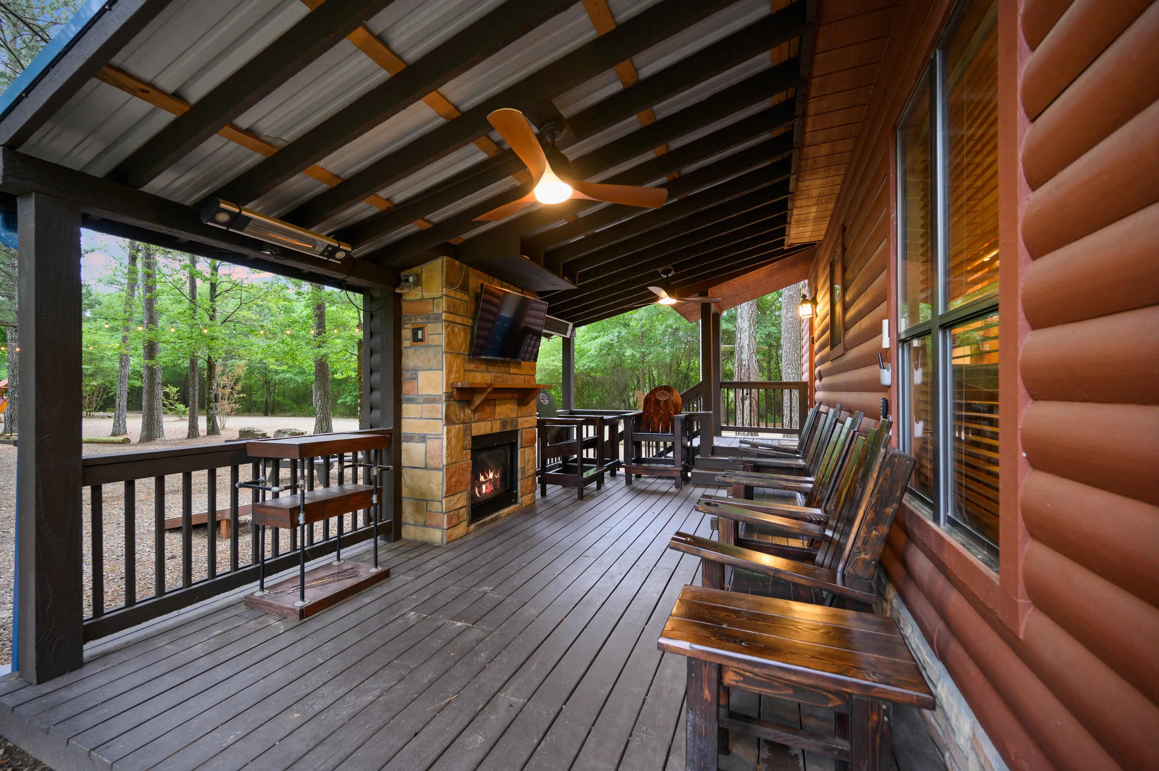 TV and seasonal fireplace on the covered patio!