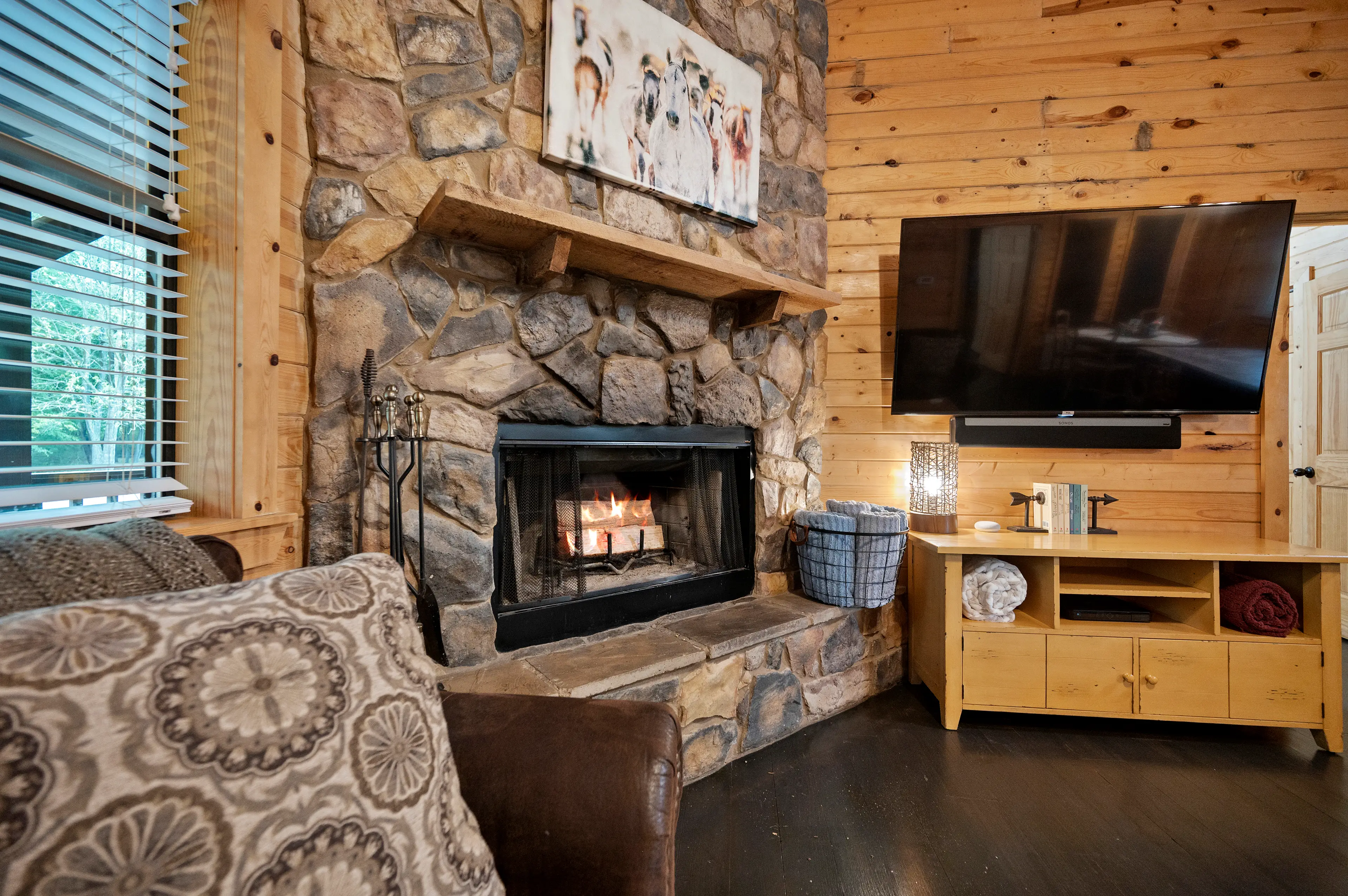 Real wood burning fireplace (seasonal)