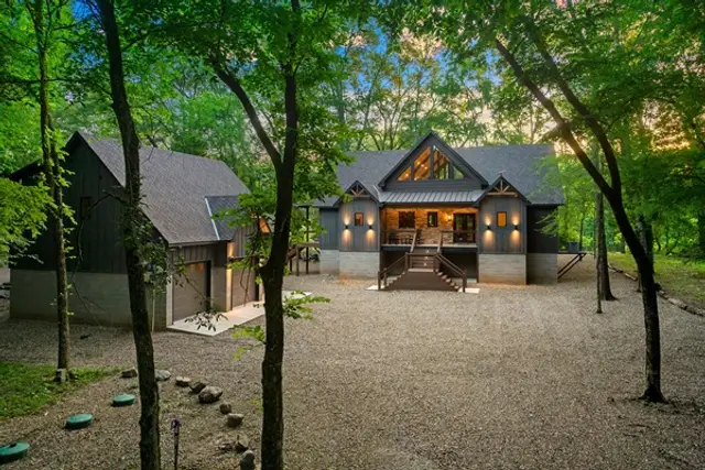 Chillin on the River cabin