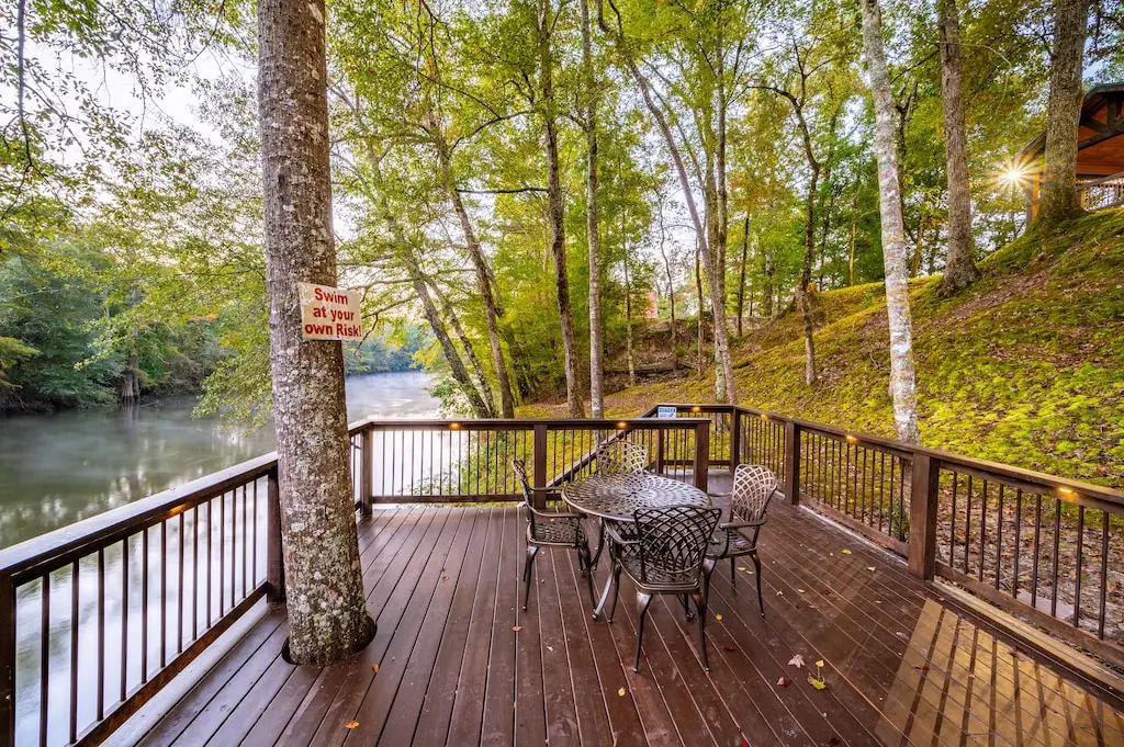 Lower deck dining table. The perfect place for lunch and picnics.