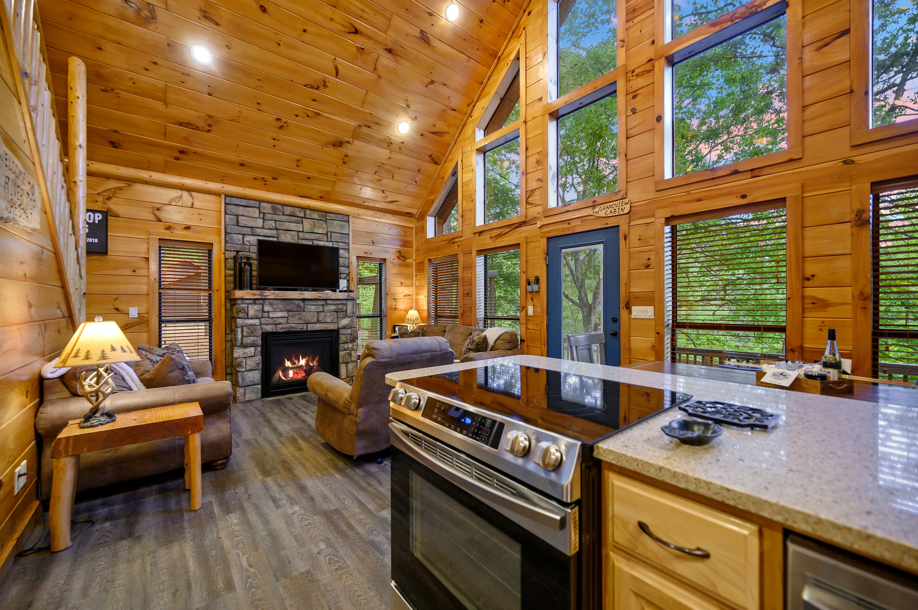 Wall of windows to take in the unbeatable views!