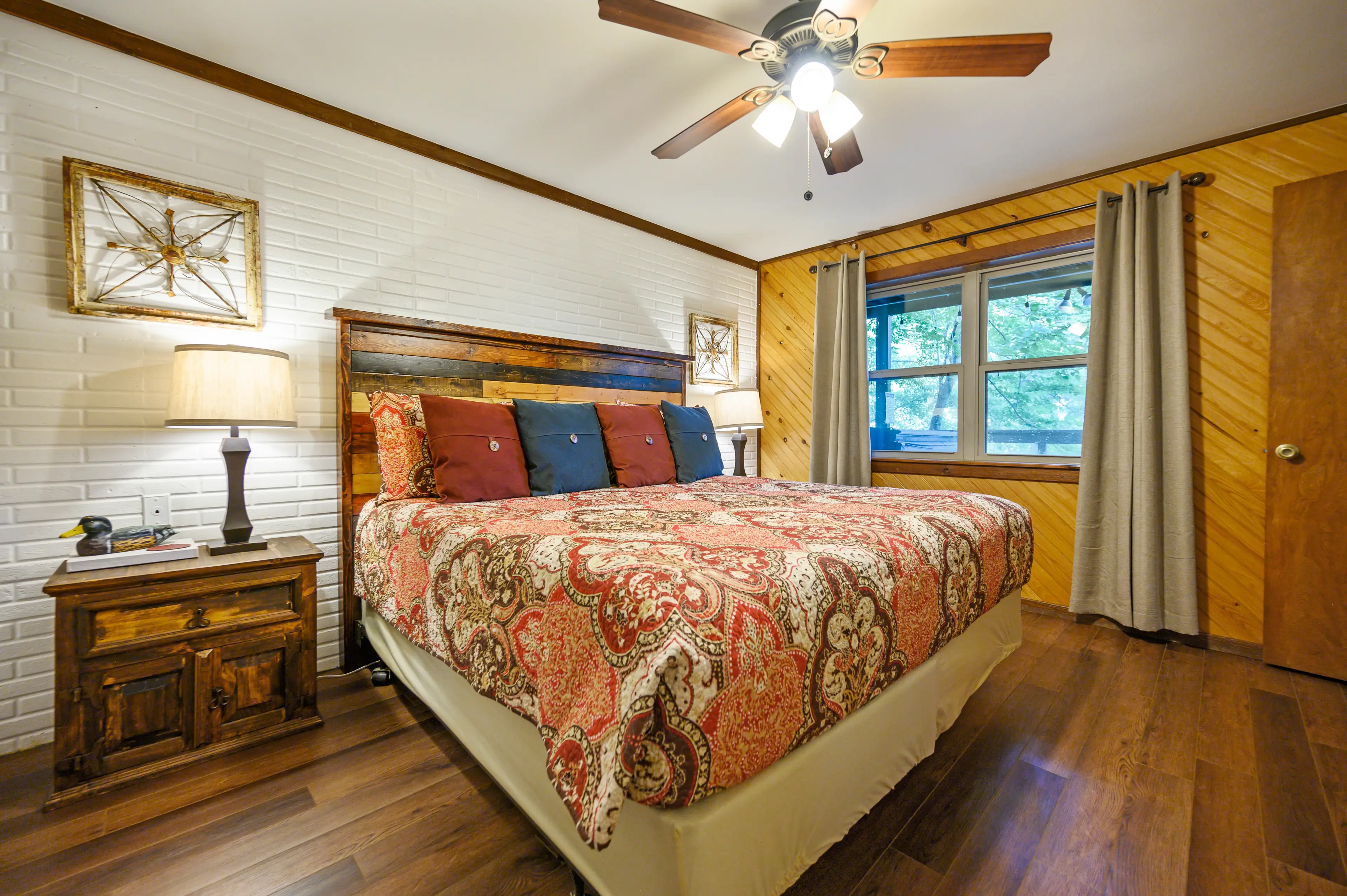 You can see the river from the bedroom window!