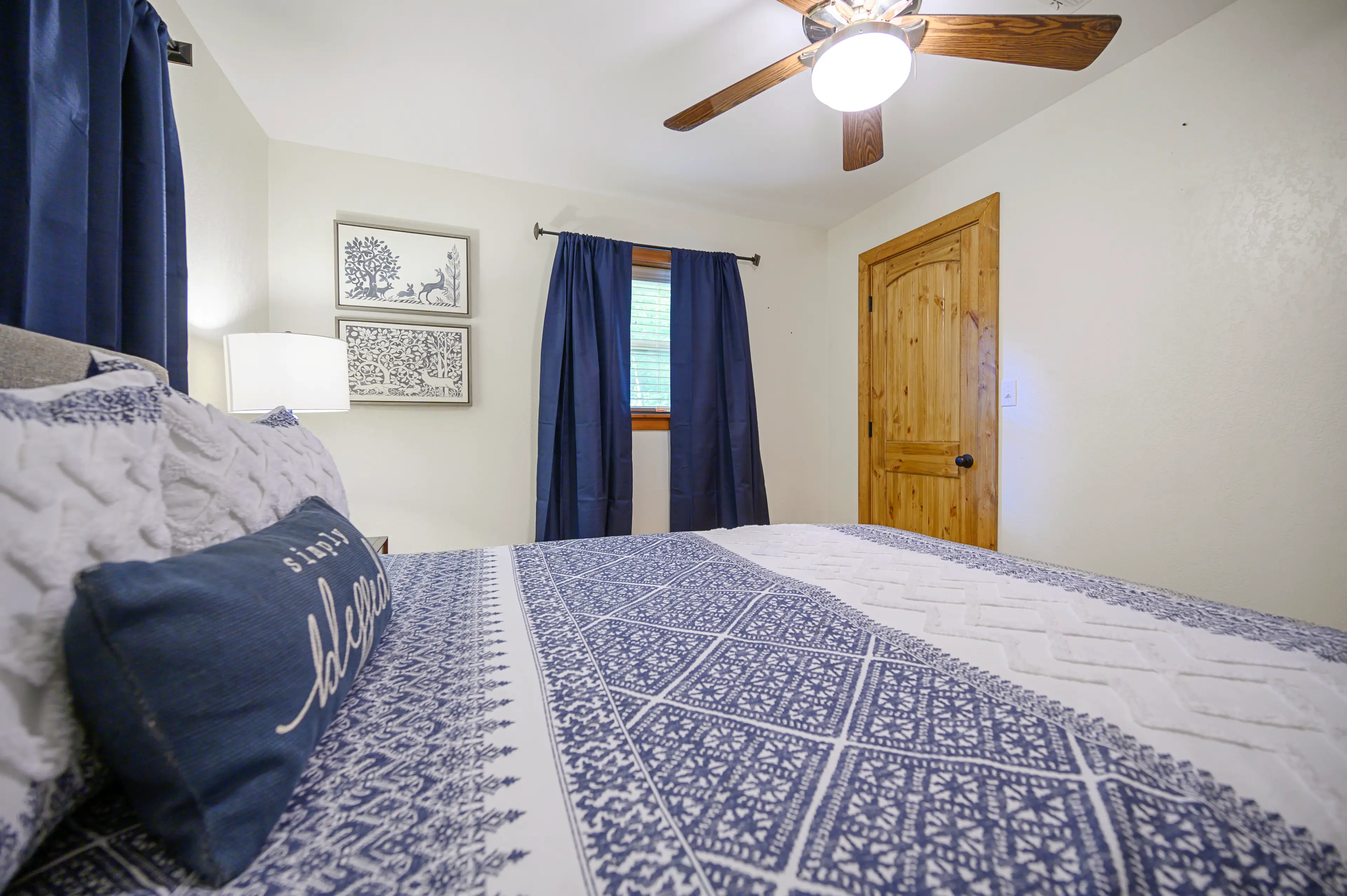 The second queen bedroom upstairs.