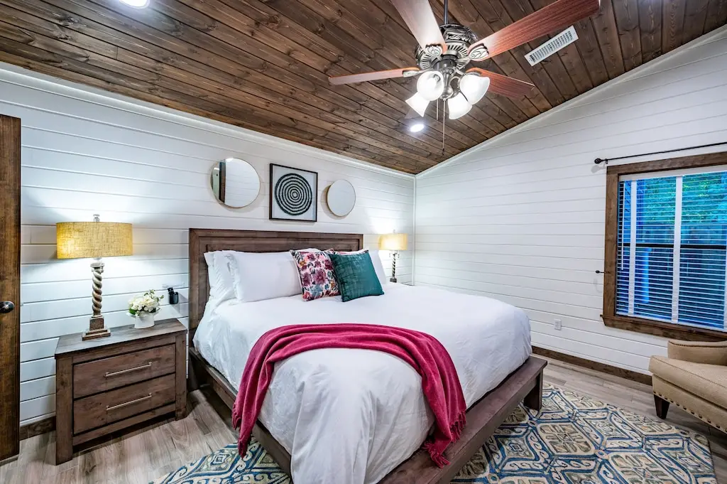 Second king suite with full bath.